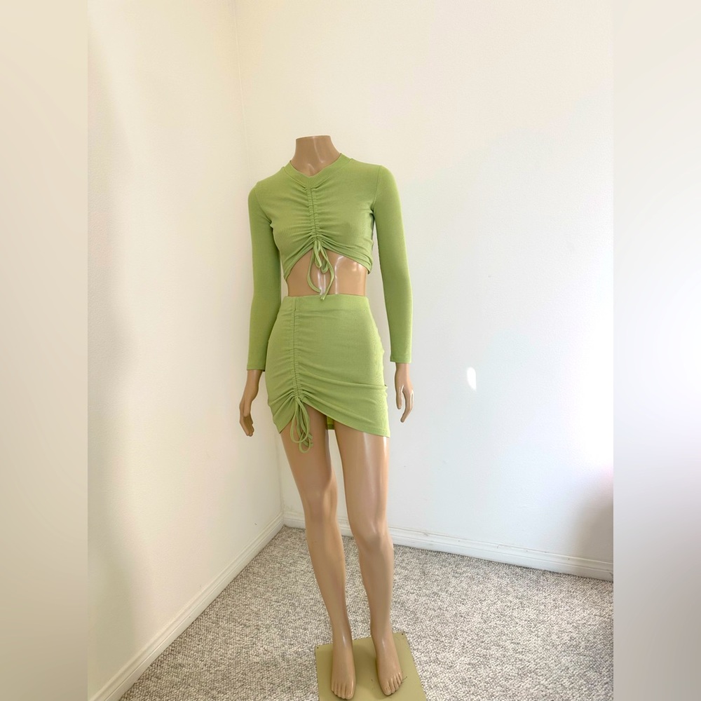 Top Skirt set used size S